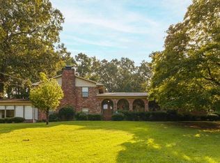 303 Cherokee Dr, Jasper, AL 35501