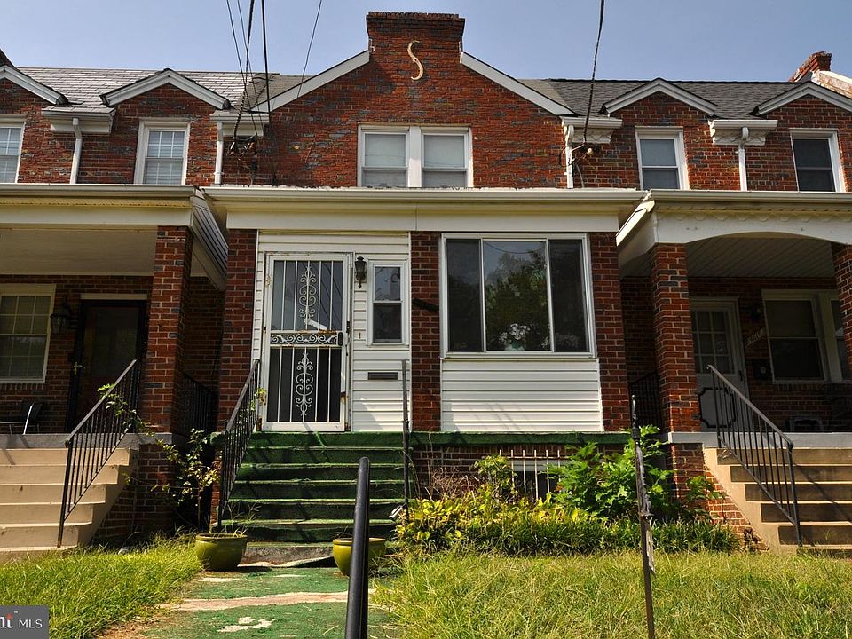 1st image of 4614 Sargent Rd NE