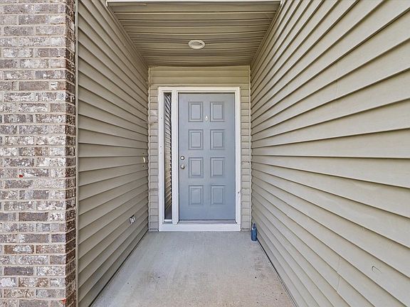5th image of 3113 Cherry Hills Dr