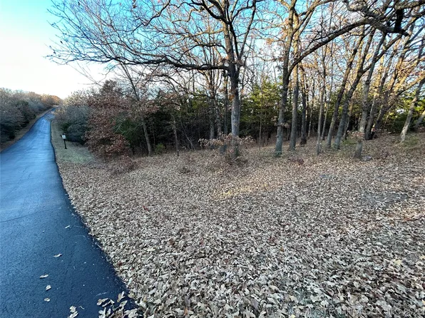 2727 W Lakeshore Dr, Cleveland, OK 74020