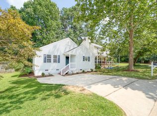 2637 Sierra Dr, Raleigh, NC 27603