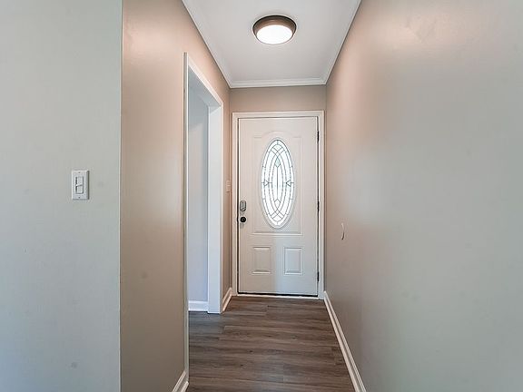 4th image of 714 Brewer Ave