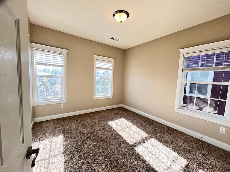 2708 Ironton St — Photo 10