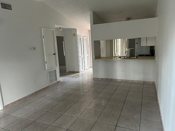 3rd image of 900 Tucker Ave #904