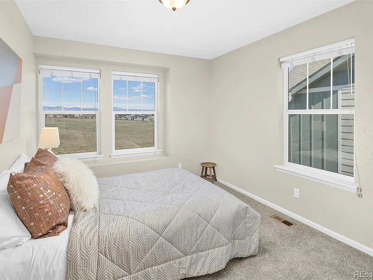 350 Norgay Way — Photo 13