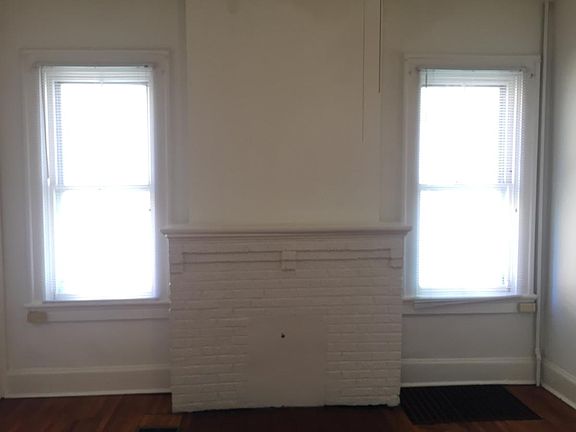 3rd image of 166 Jefferson Ave