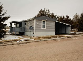 612 Pierce Dr, Stratton, NE 69043