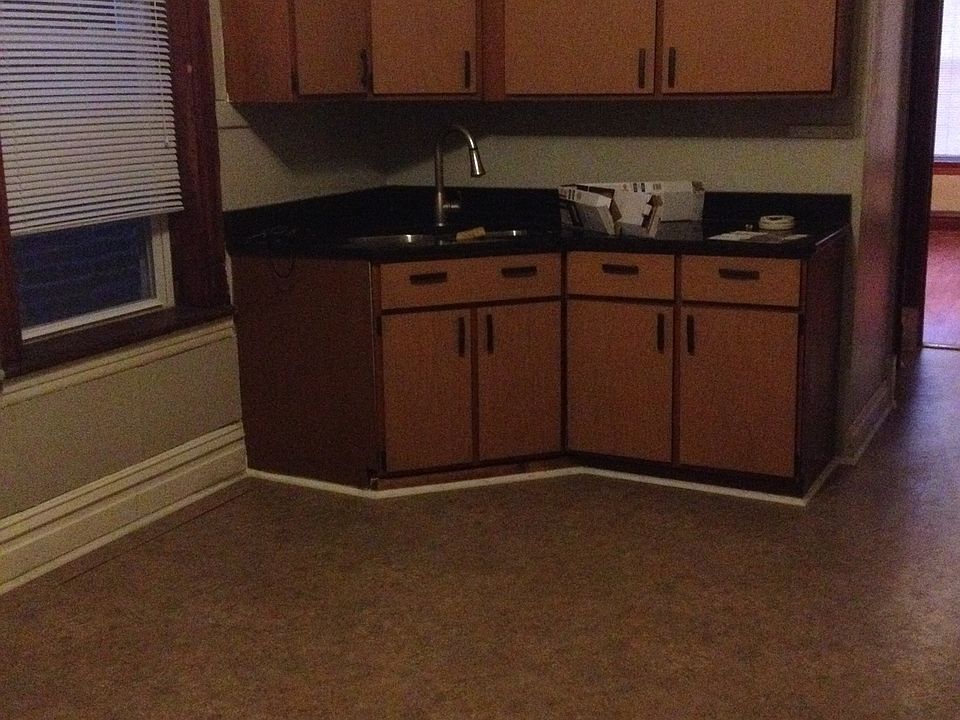 2nd image of 1820 W 17th St