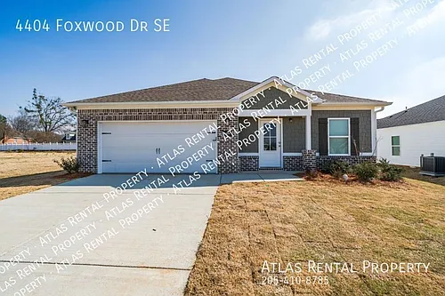 4404 Foxwood Dr Photo 1