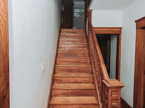 3rd image of 1437 Alameda Ave