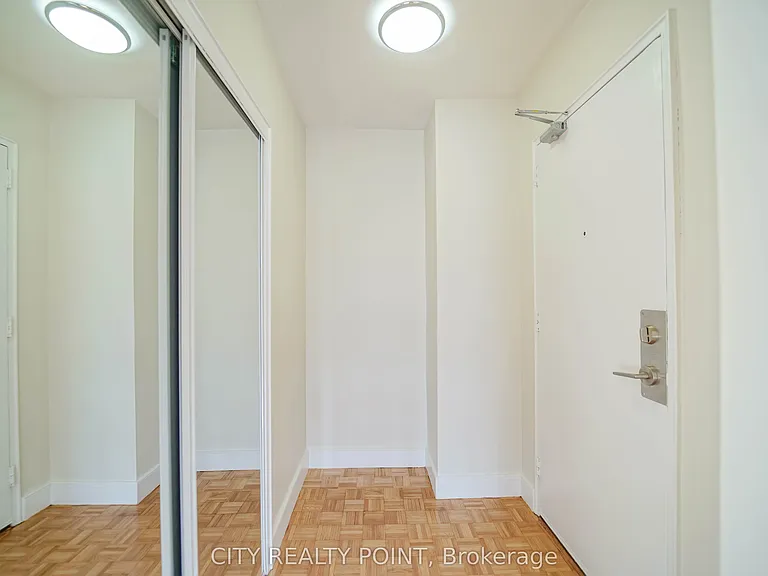 1291 Bayview Ave N #201 — Photo 10