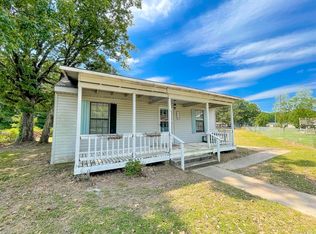 318 E Ingram St, East Camden, AR 71701