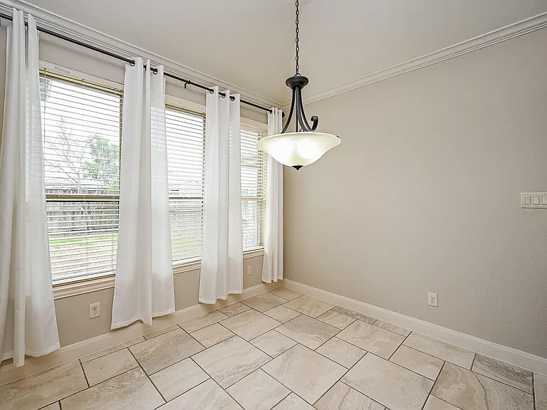 5315 Little Creek Ct — Photo 17