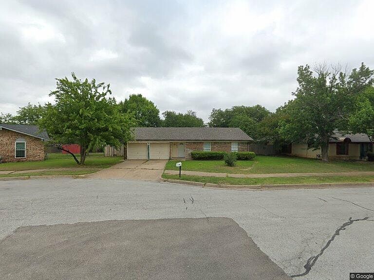 1st image of 1003 Charleston Ct