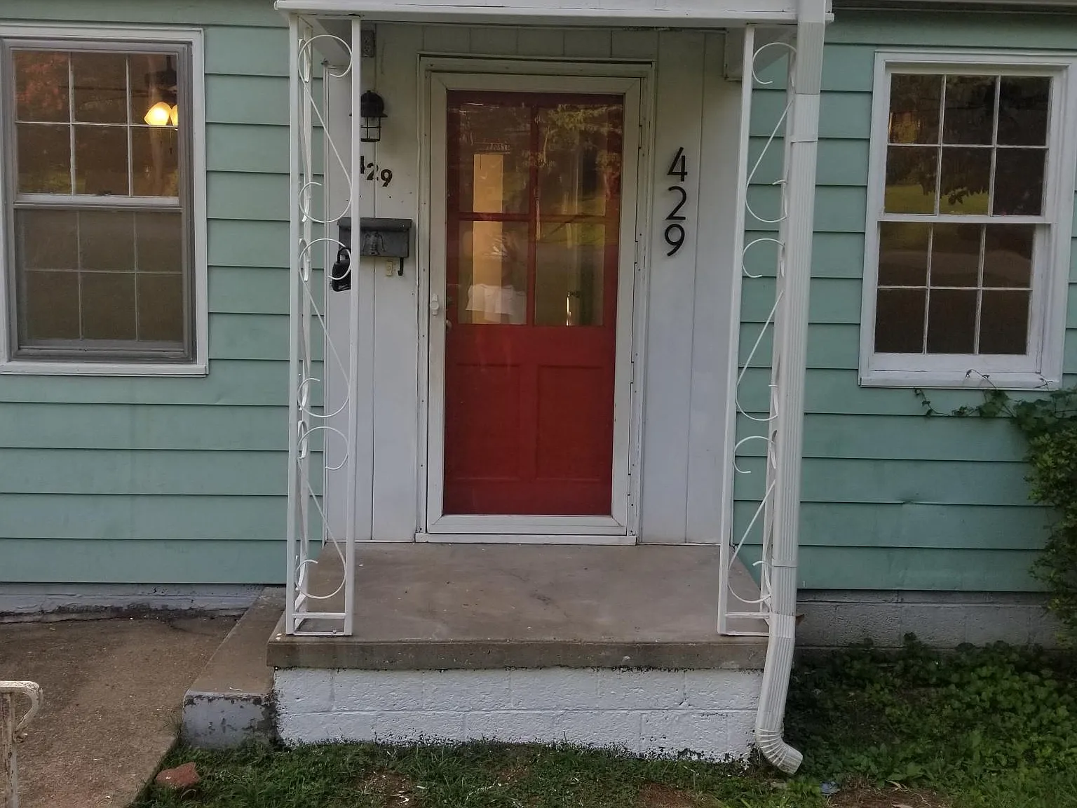 2 bed, 936 sqft, $1,650 — Photo 2