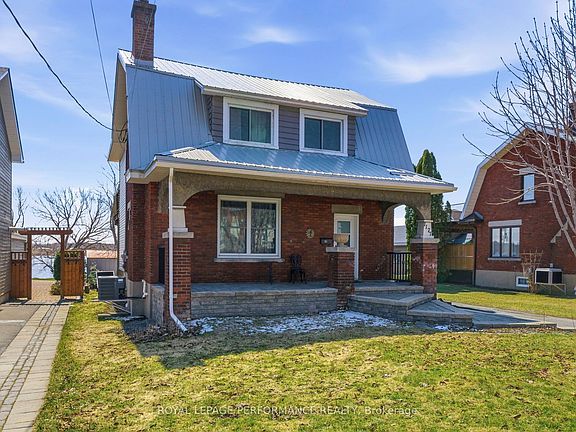 3rd image of 1177 Montreal Rd