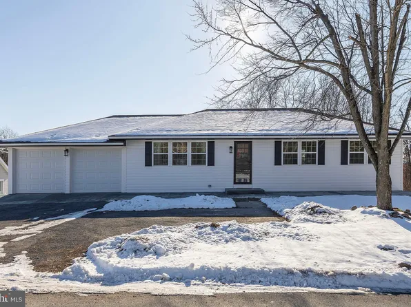 1913 Baker Hollow Rd, Ridgeley, WV 26753