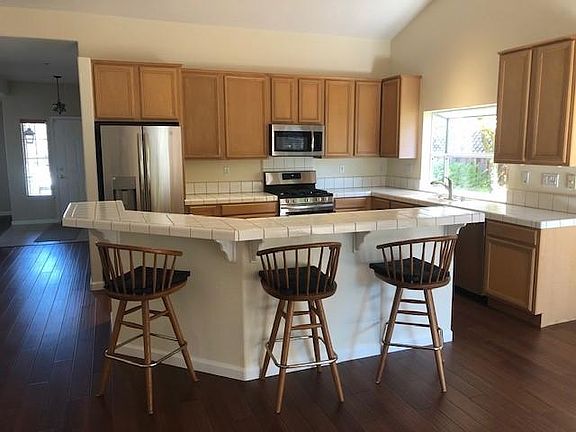 5th image of 27 Vindel Ln