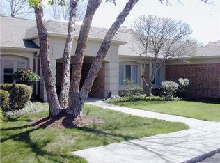 410 Bent Tree Ln, Indianapolis, IN 46260