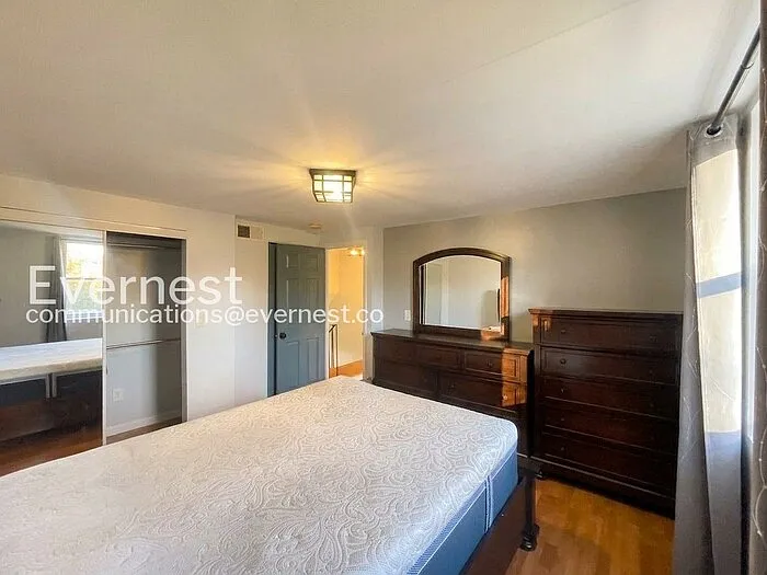 6405 Loch Crest Ct — Photo 11