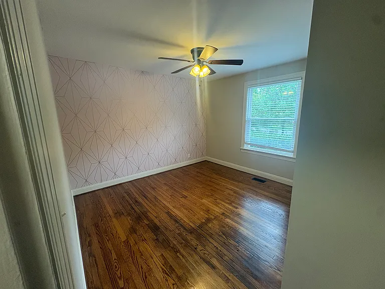2411 Milton Dr — Photo 8