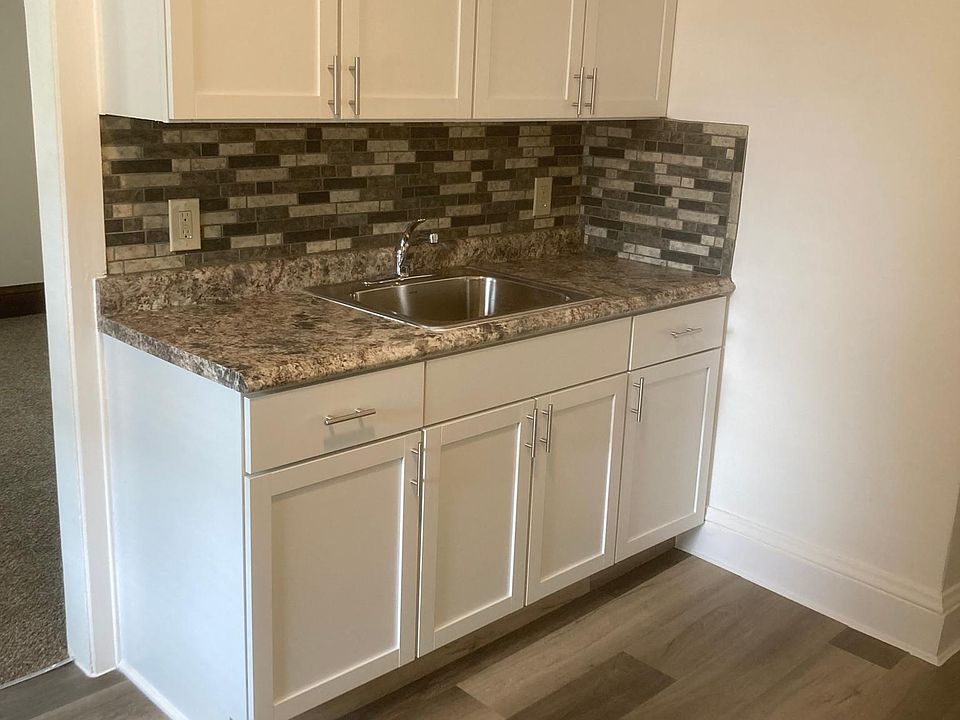 1st image of 3972 E 71st St #2