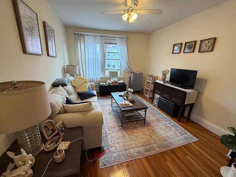24 Lothian Rd #402 — Photo 8