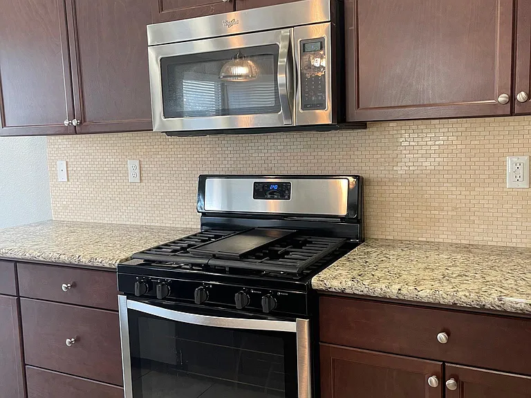 2042 E Christensen Dr — Photo 7