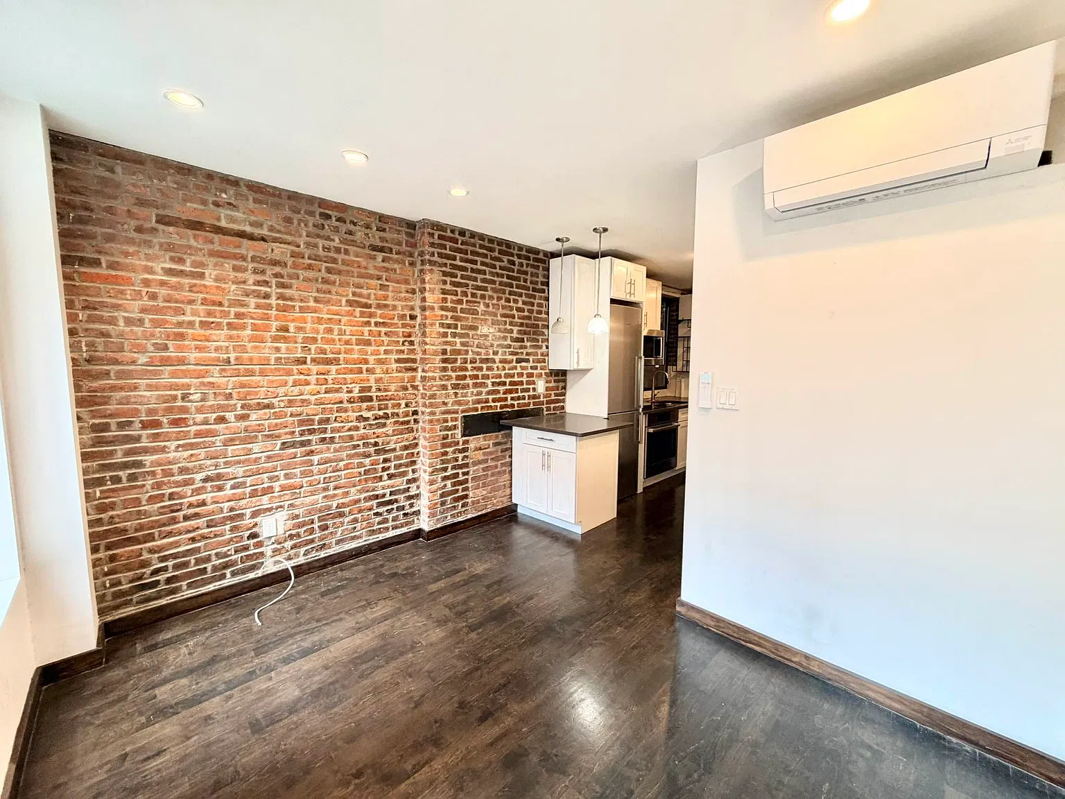 328 East 59th Street — Photo 1