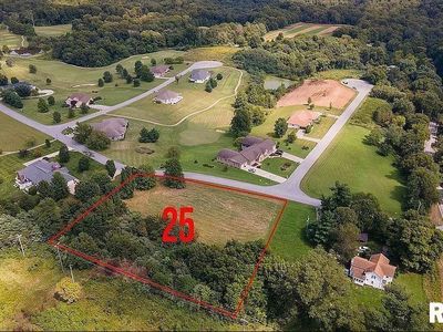 25 Virginia Dr, Makanda, IL, 62958