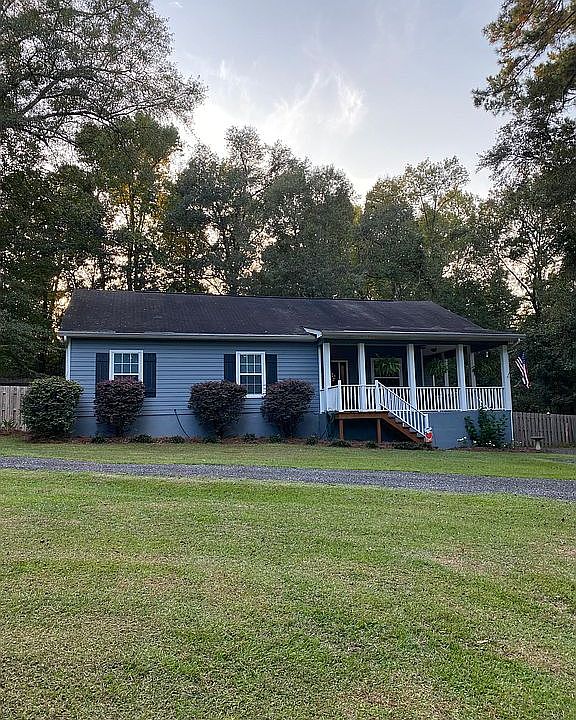 1st image of 110 Williamsburg Way
