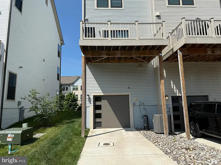 221 Narrowleaf Way — Photo 19