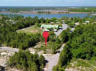 1760 Landing St, Carrabelle, FL 32322