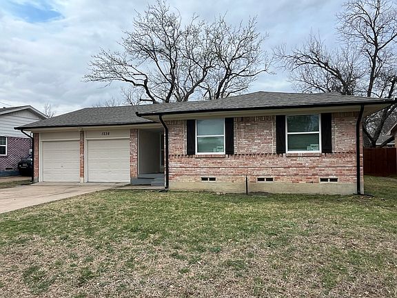 3rd image of 1236 Donna Dr