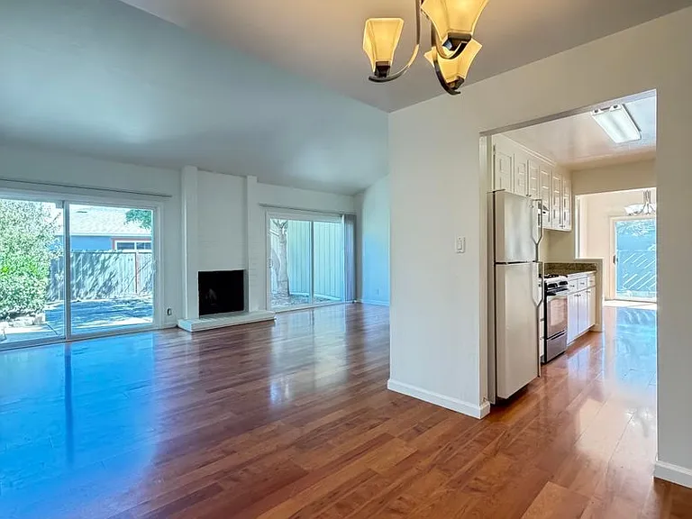 3555 Magnolia Dr — Photo 11