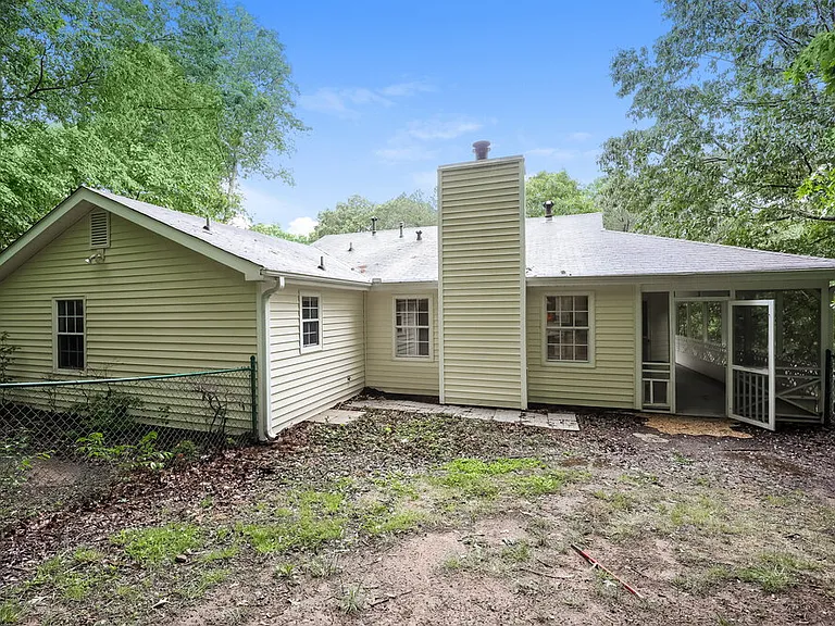 85 Lakeside Dr — Photo 19