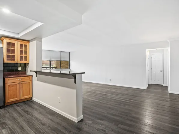 143 Hoyt St, Stamford, CT