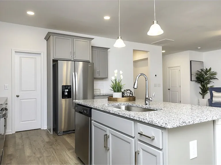 325 Bryland Way — Photo 6