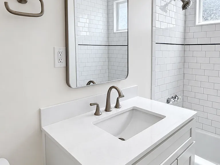 716 Glenway Dr #1 — Photo 23