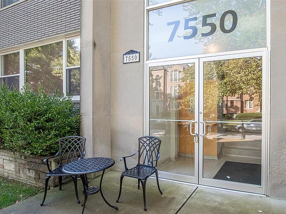 3rd image of 7550 York Dr APT 1W