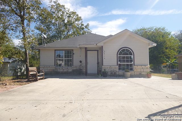 1st image of 2610 Bermuda Dr
