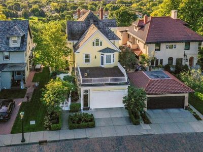 38 Kenwood Pkwy, Saint Paul, MN, 55105