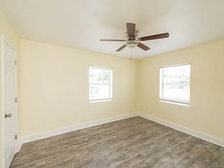 504 N Carolina Ave — Photo 21