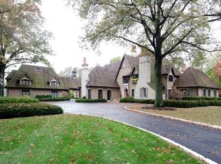 12 Huntleigh Woods, Saint Louis, MO 63131