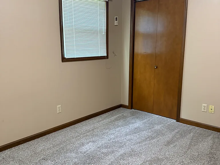 1119 Morningside Dr — Photo 14