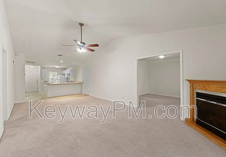 9029 Baker Ct — Photo 2