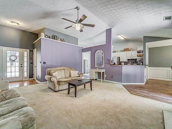 5th image of 348 Indian Springs Dr