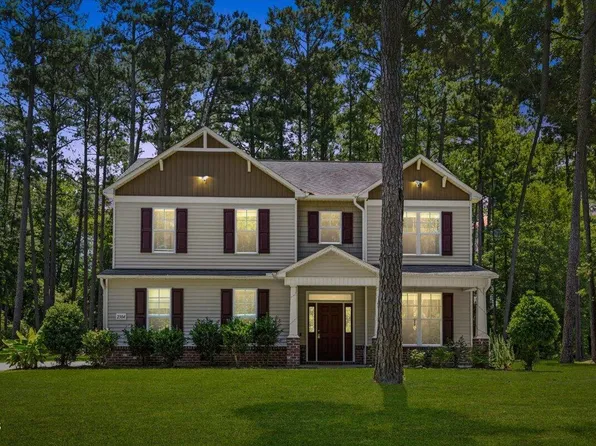 2304 Granville Dr, Goldsboro, NC 27530