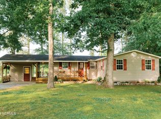 53 Ravenwood Ln, Belhaven, NC 27810