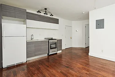 Rented by Venn NY Inc